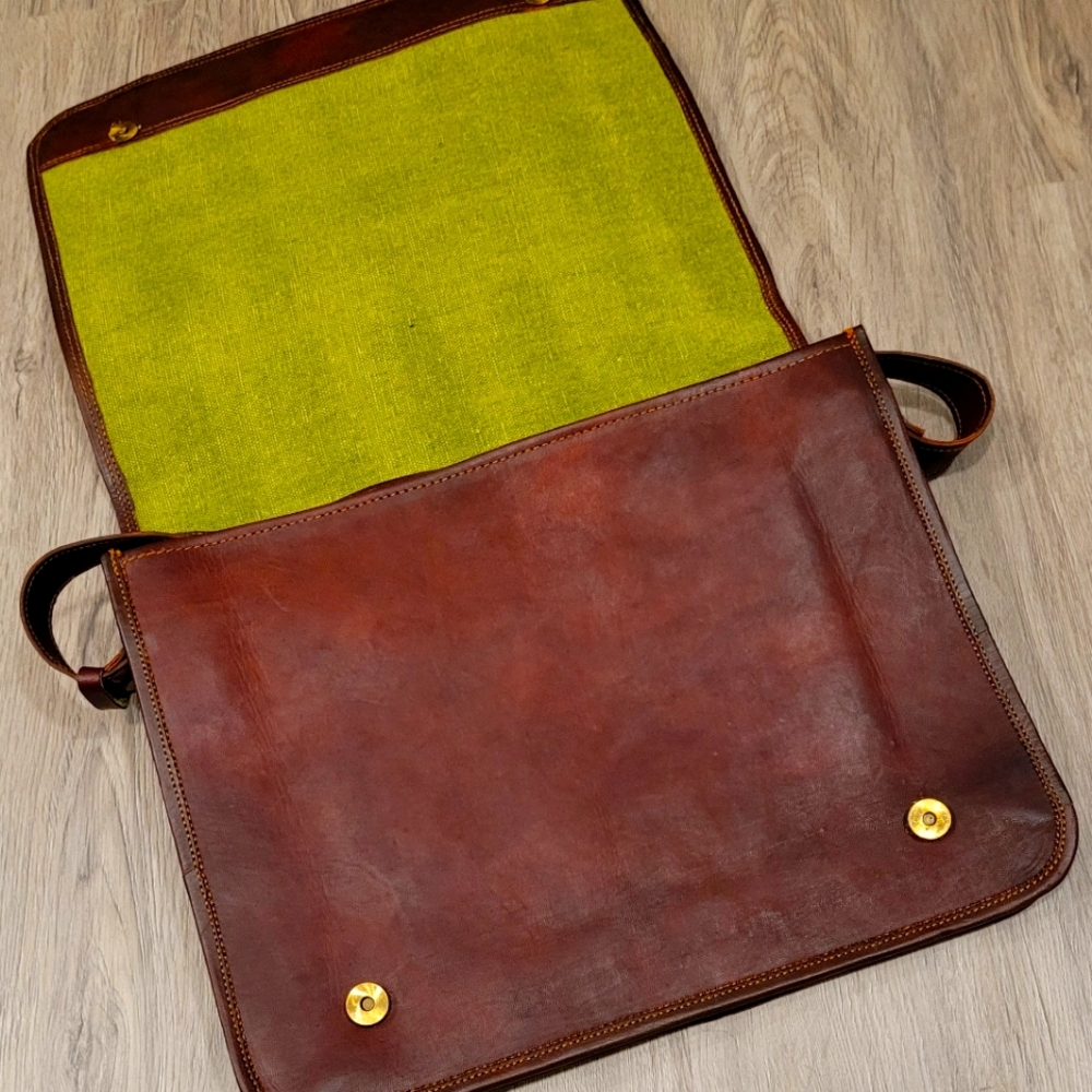 Brand-New Cuero Brand Leather Laptop Bag